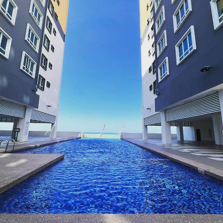 Ureshii Homestay Ladang Tanjung Kuala Terengganu With Pool 外观 照片
